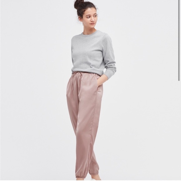 Uniqlo Pants - NWT Satin Drape Jogger Pants Uniqlo Medium Rose Blush